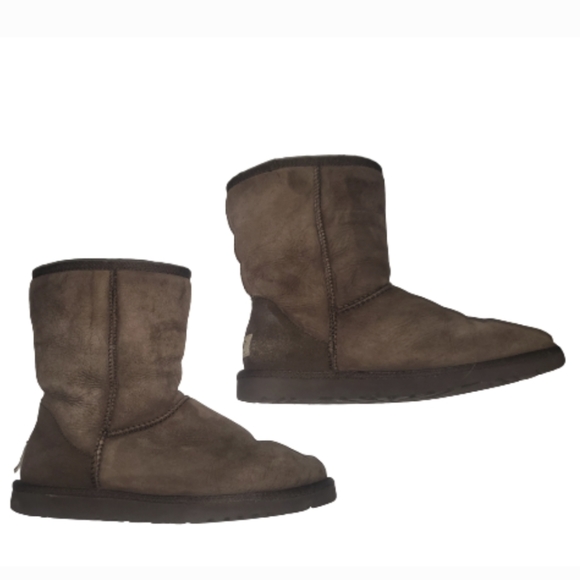 UGG Classic II Short Boot Chocolate Brown 6 - Picture 5 of 11